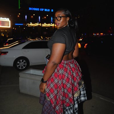 DamnSheTheTRUTH's profile picture. Just a woman from Out South, Chicago. ———— Beasley, LMSA, EIU, & Gov State Alumna. Healthcare Hottie. Keeping it “cute” is my forte 😉💘🍫⚓️♓️🌚