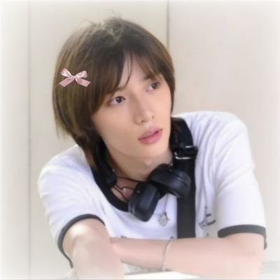 nuestcrumbs's profile picture. 