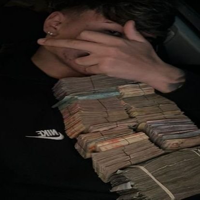 KXNBS7's profile picture. mais alto, mais visado 💚🇫🇷