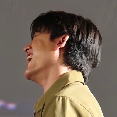 junenieverse's profile picture. Mommy's @Josswayar @gawincaskey 🤍
         Granny's  @guinzly__gmmtv 💜