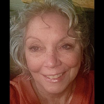 grammadebbie77's profile picture. Old soul, Truth seeker ,follower of Kryon, sharer of light & love 💕 #AlwaysHopefull 💚🐸💚 #SaveTheChildrenWorldwide #TBIYTC