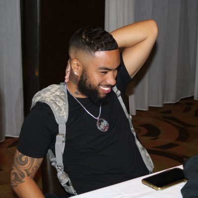 dijouncruz's profile picture. 