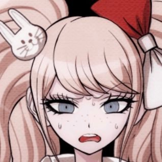 FeliChienne's profile picture. making great use of my youth.