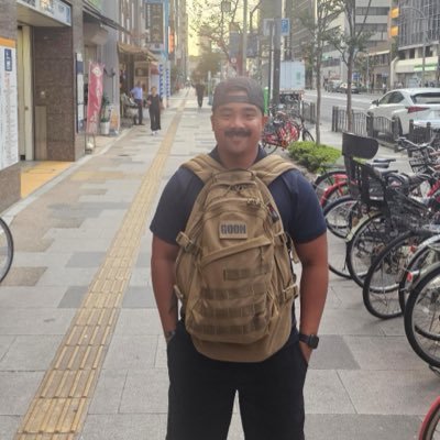 Hawaiianflip97's profile picture. Just here for funny videos lol