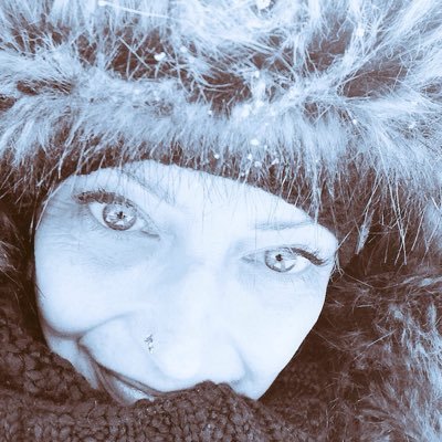 ImpiriaKN's profile picture. Es gibt nur eine Imperia 👑 Neugierige Rechercheurin. Viel Verstand & noch mehr Glück. ❌ Gegen Hass im Netz.