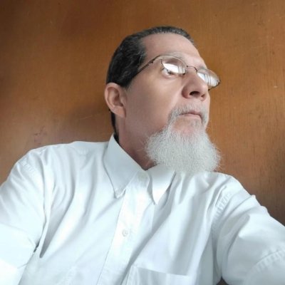 rattiarafa's profile picture. Historiador. Columnista semanal en @ElNACIONALWEB, Poeta e historiador. IG @rattiarafar