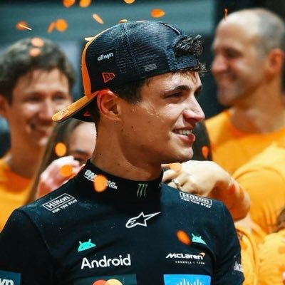 ChenLN74_'s profile picture. Slytherin | McLaren Girl ~ 7dream