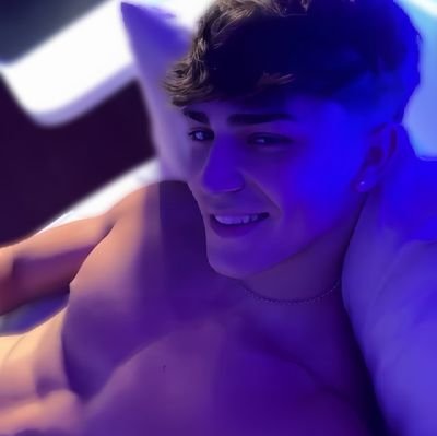 trivimrt's profile picture. https://t.co/GOC7cF1Nh9

👆🏼Únete a mí canal de Telegram 🤍

https://t.co/8Tescqdvrc

👆🏼Entra a mí Pinterest 🤍
tengo su follow en Instagram 💜