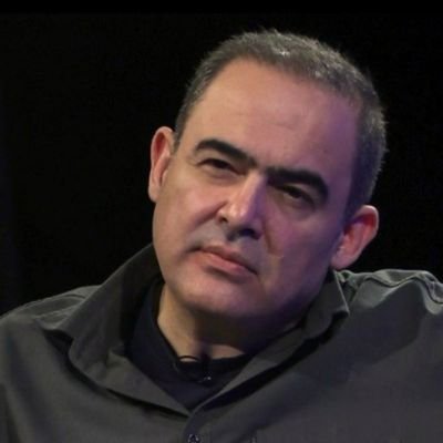 majazestan's profile picture. نبــود بر سـَـ رِ آتشـــ مُیســـ رم که نجوشـــ م