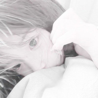 xx7w07pnl's profile picture. ✣ ⎯ 黒雲の詠⠀ Ⴡ⠀.⠀ ✾ 𓋹 “fallen veil: 4͟1͟7͟ ò hum”۬ ❉