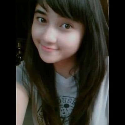 ageetarumi's profile picture. boleh nakal, tapi sholat ga boleh tinggal. ok?

#SenandungDariAgeeta