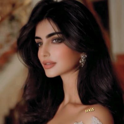 lrxj5's profile picture. 