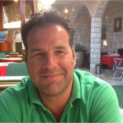 hmolenaar32's profile picture. 