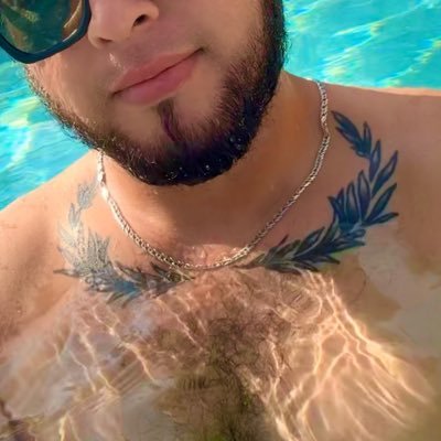 CazadorSLP's profile picture. 🔞Amante de hombres robustos velludos y barbones  y muy machos🔞