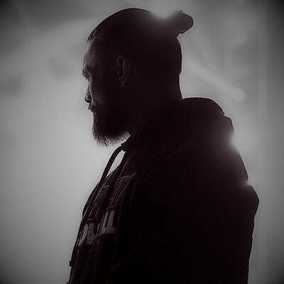 chiefs_un1verse's profile picture. #greatness || opinions are my own || passionate xeeter || i enjoy fake fights ||