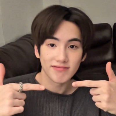 0102Point's profile picture. ꒰ᐢ. ̫ .ᐢ꒰ᐢ. ̫ .ᐢ꒱ my baby ก็เธอทำถึงทุกอย่างอ่ะ