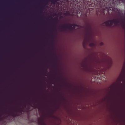 ent__bella's profile picture. 