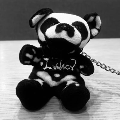 kyo_music's profile picture. 狂咲華の日常、心、想いを発信。ｖ系の様な雰囲気と厨二病を拗らせた様な世界観。だがしかし、一般人。絡んできてください。ガイコツ、薔薇、棘、中世ヨーロッパの世界線で生息。#闇#孤独#覚醒#人形師 #今日のLUNASEA で過去作あり 狂咲華支援↓