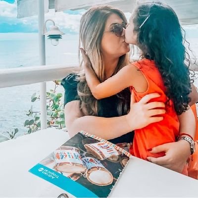 NancyNansri's profile picture. "Dream Big Start Small"🤏💪🌹