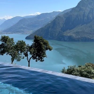 AH_aaa25's profile picture. (وَمَا يُلَقَّىٰهَآ إِلَّا ٱلَّذِينَ صَبَرُواْ وَمَا يُلَقَّىٰهَآ إِلَّا ذُو حَظٍّ عَظِيمٍۢ )اللهم يا أكرم الأكرمين أجعلني ذو شأن وحظ عظيم بالدنيا والاخرة♥️