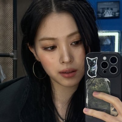 125imaginarybsf's profile picture. lowkey likes soobin from txt and itzy from ryujin, highkey hates everyone else