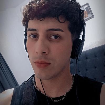 LeonelZotelo1's profile picture. No es egoísmo. Estoy luchando por mi futuro✨