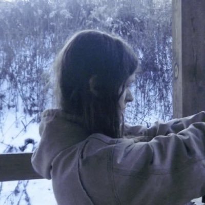 semperrvirens's profile picture. ⤷ ゛𓄒 ˎˊ. &quot;do you think radio towers make deals to the winds to blow over and spare them?&quot; @infulstremia