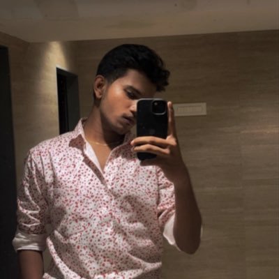VibhasWaghmare's profile picture. 19 | Tech | Finance