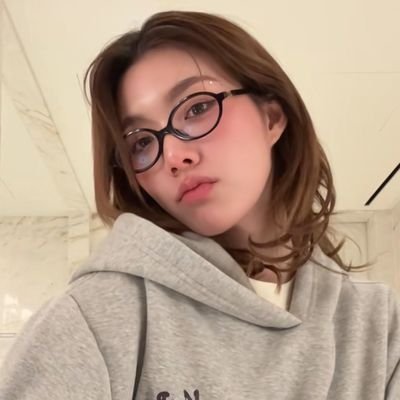 tuyetnhung_bui's profile picture. forever love Orm Kornnaphat 🤍🍳🦋