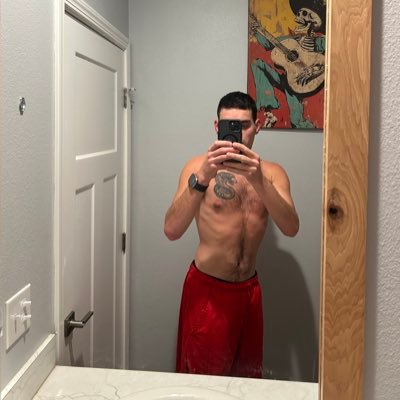 RileyMartinez87's profile picture. 
