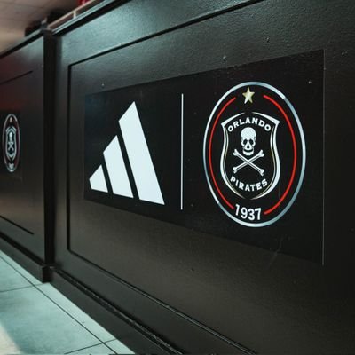 Andile__Mntambo's profile picture. @orlandopirates  supporter || 
@Liverpool YNWA❤|| MUSTANG || GTI || JAGUAR||
DIRTY & LOYAL, THAT'S MY TYPE 📌 || CEO AT FBMA || Manager eRank||