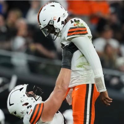 Shelleyj14's profile picture. Daughter, mother of two daughters and a gamer. #balllikeher #Twitchaffiliate 
YT Channel: Smiley_thabeast 
http:/twitchtv.com/smiley_thabeast