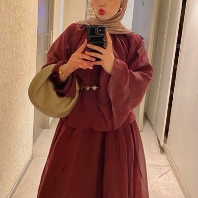 asknerdeee's profile picture. glossunu parlak başını dik tut