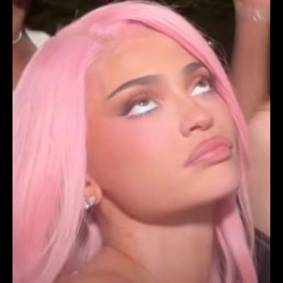 starringKATANA's profile picture. not a woman of many words