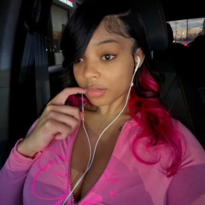 miasofly55's profile picture. @twitch streamer🎀🎮