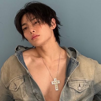 HyunINPriest's profile picture. in this stay shit since predebut | HyunIN my Beloveds🥹🩶 | #현양 | ENG 🇨🇦 / SPAN 🇲🇽| 1999