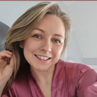 QangelaW25757's profile picture. 