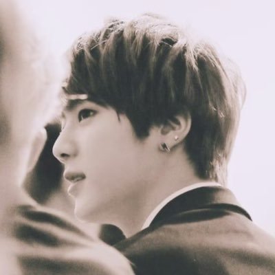 Chunsh1771's profile picture. 