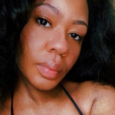 UmEarth2Chelsea's profile picture. Writer. Curator of awkward moments. Stevie Wonder enthusiast.