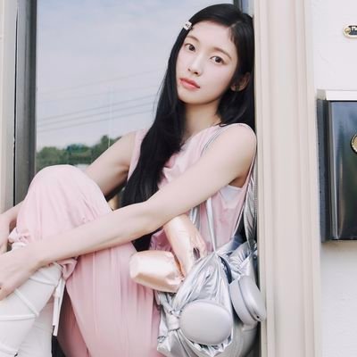 marshagouw's profile picture. 🌸{Fictional} by #Grace. Huang's talented queen who has born to inspire the world also treasured her princess, Anya. CP : @MANUSKRlP. Not interest with dating.