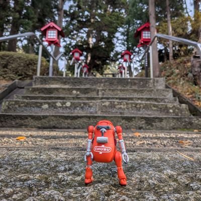 BJxtl49CPf15771's profile picture. 雑多垢　旅行や休日の出先で感じた景色や美味しい食べ物とかアップできたらと思います🍜
最近はカプセルトイがマイブーム