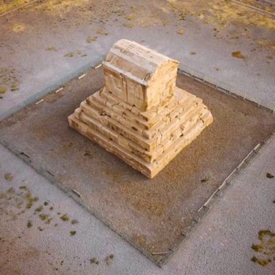 lybry125768's profile picture. بمیریم به نام و نمانیم به ننگ 
جاویدشاه