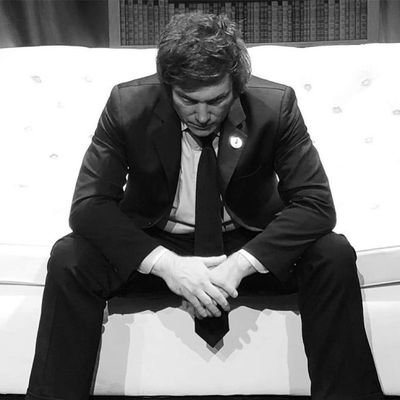 noheronovilain's profile picture. 