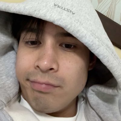 peytpriv8's profile picture. Pinalitan ko na bio ko kasi may nagooverthink, ikaw muna rdl ang pfp ko kasi ang pogi mo