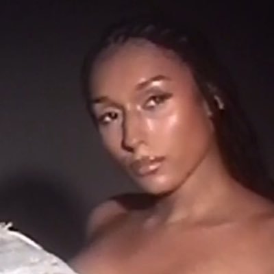 nialaa_'s profile picture. niala ✰ (nee•ah•la)