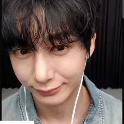 c_940115's profile picture. 💚
my diary_8n_
내향인🫣