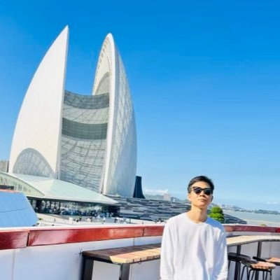 iOS_App_Startup's profile picture. VP of an app startup.  3 popular apps on App Store with over million users. Follow me to enjoy App coding and AI .