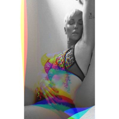 LiqRom's profile picture. Ήθελα να γίνω η Πίπη η Φακιδομύτη. Τα κατάφερα... .
Σας δέρνει για πάρτη μου ο @Josh_ade_gr