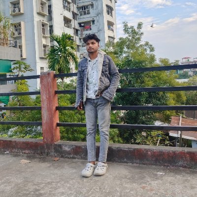 afsargyt2100's profile picture. 