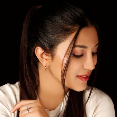 Hasti_zahra_m's profile picture. 